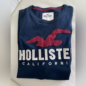 men's classic Hollister long sleeve